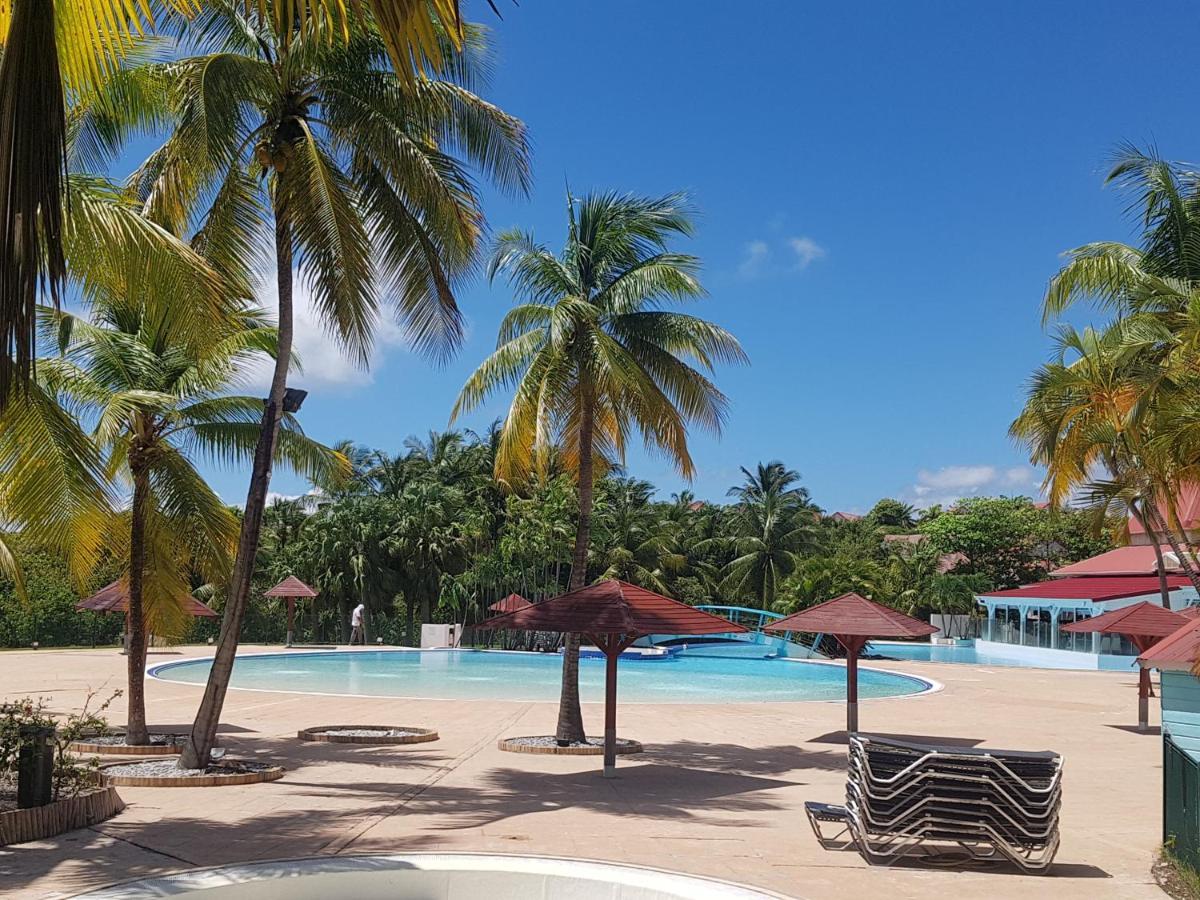 Caraibes Apparts-Resorts Сен-Ан Екстериор снимка