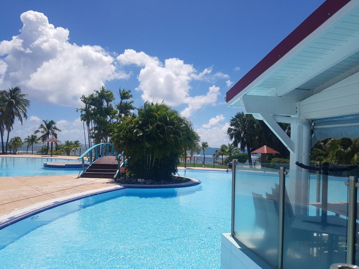 Caraibes Apparts-Resorts Сен-Ан Екстериор снимка