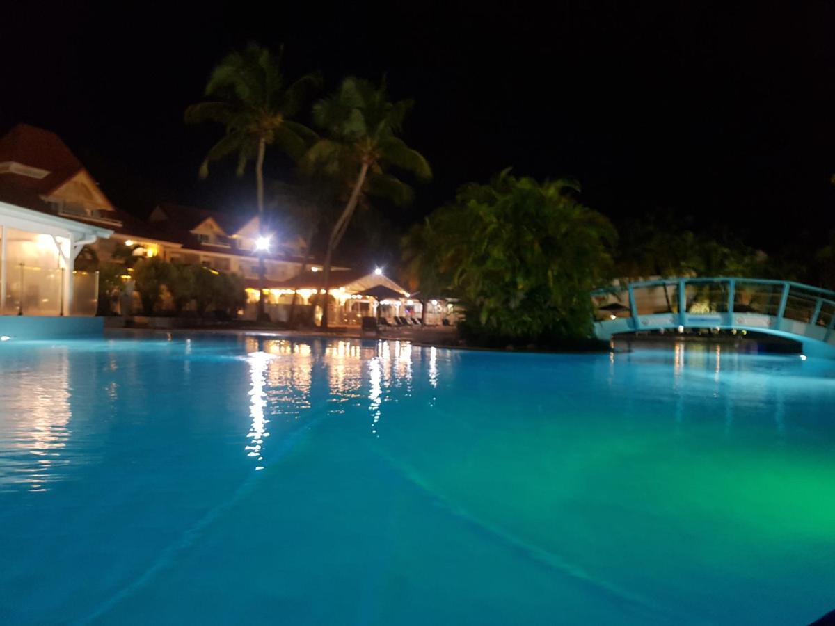 Caraibes Apparts-Resorts Сен-Ан Екстериор снимка