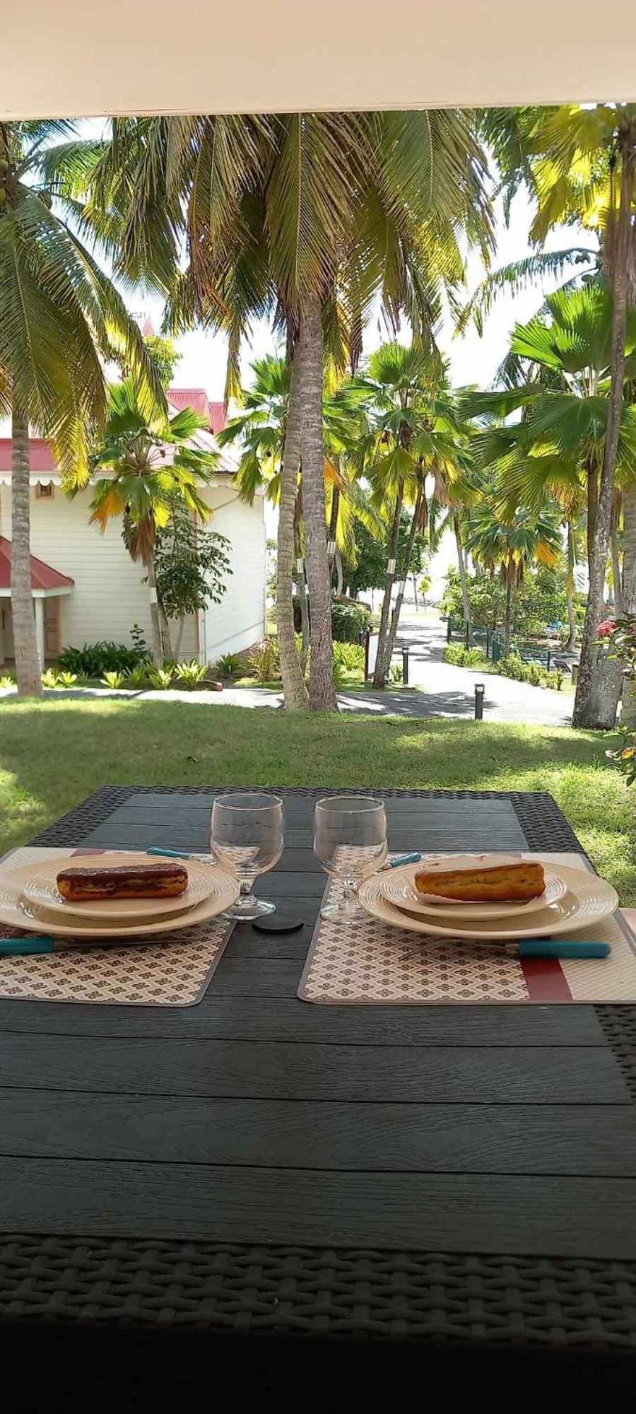 Caraibes Apparts-Resorts Сен-Ан Екстериор снимка